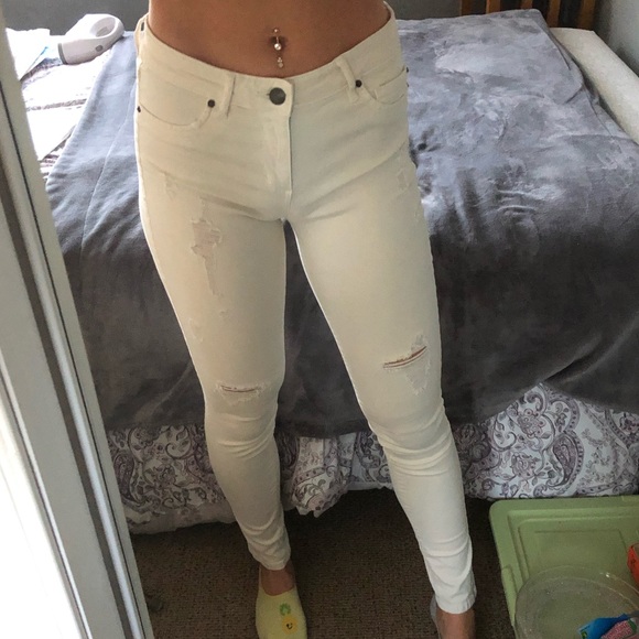 NWOT garage ripped white high waist jeans size 6 - Picture 3 of 5